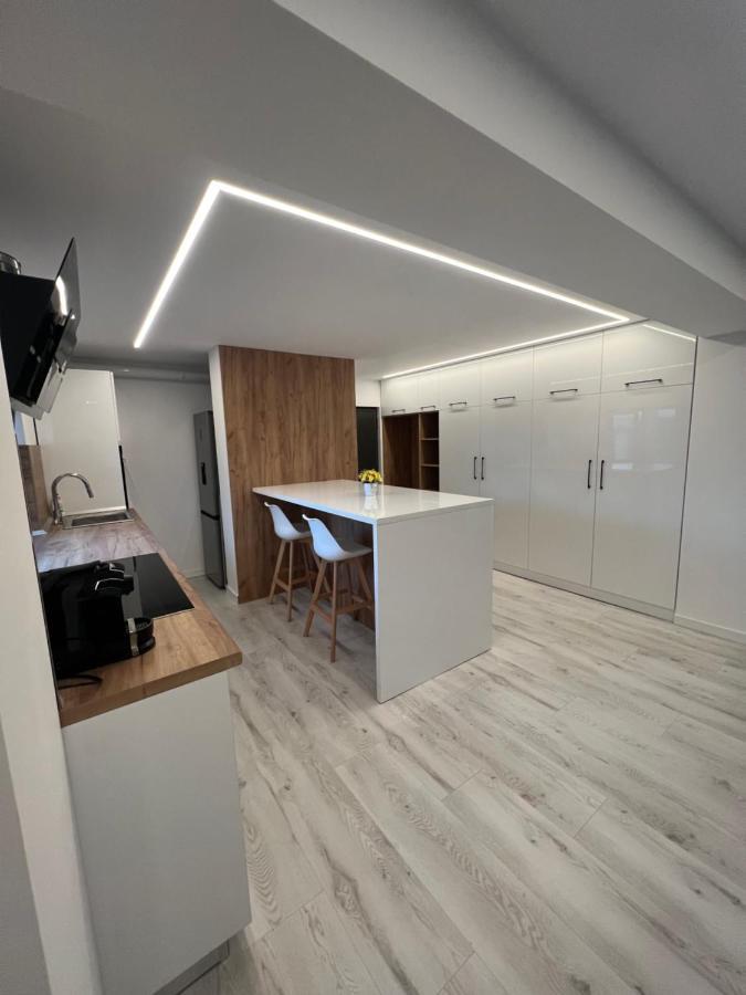 Modern Premium Apartment 1 Targoviste Ngoại thất bức ảnh