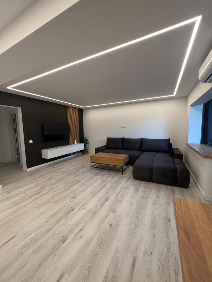 Modern Premium Apartment 1 Targoviste Ngoại thất bức ảnh