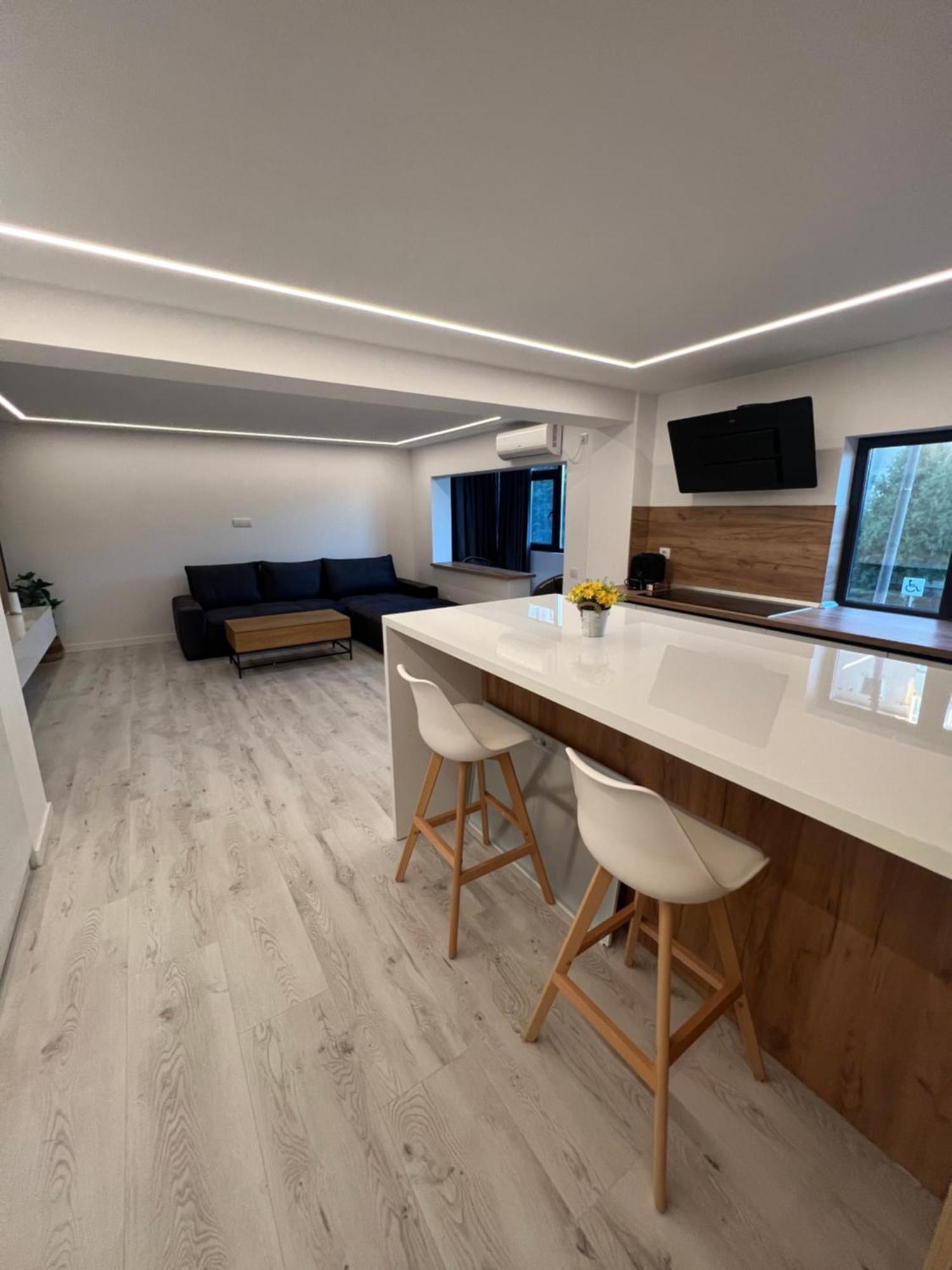 Modern Premium Apartment 1 Targoviste Ngoại thất bức ảnh